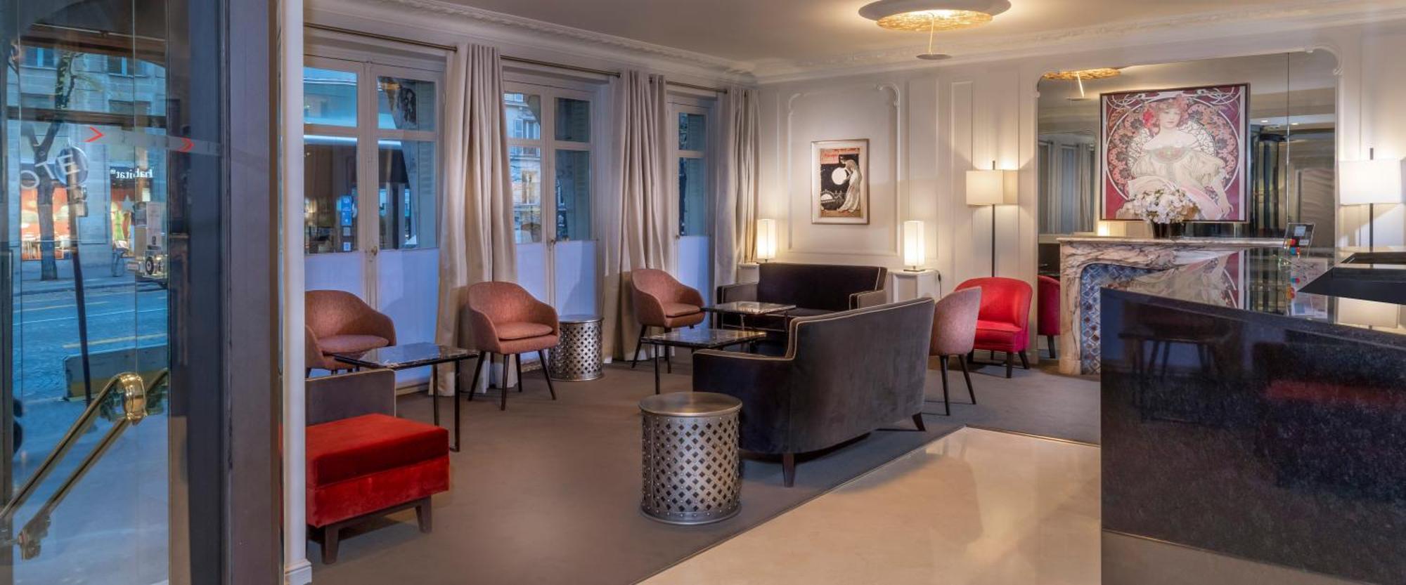 Hotel Elysées Ceramic