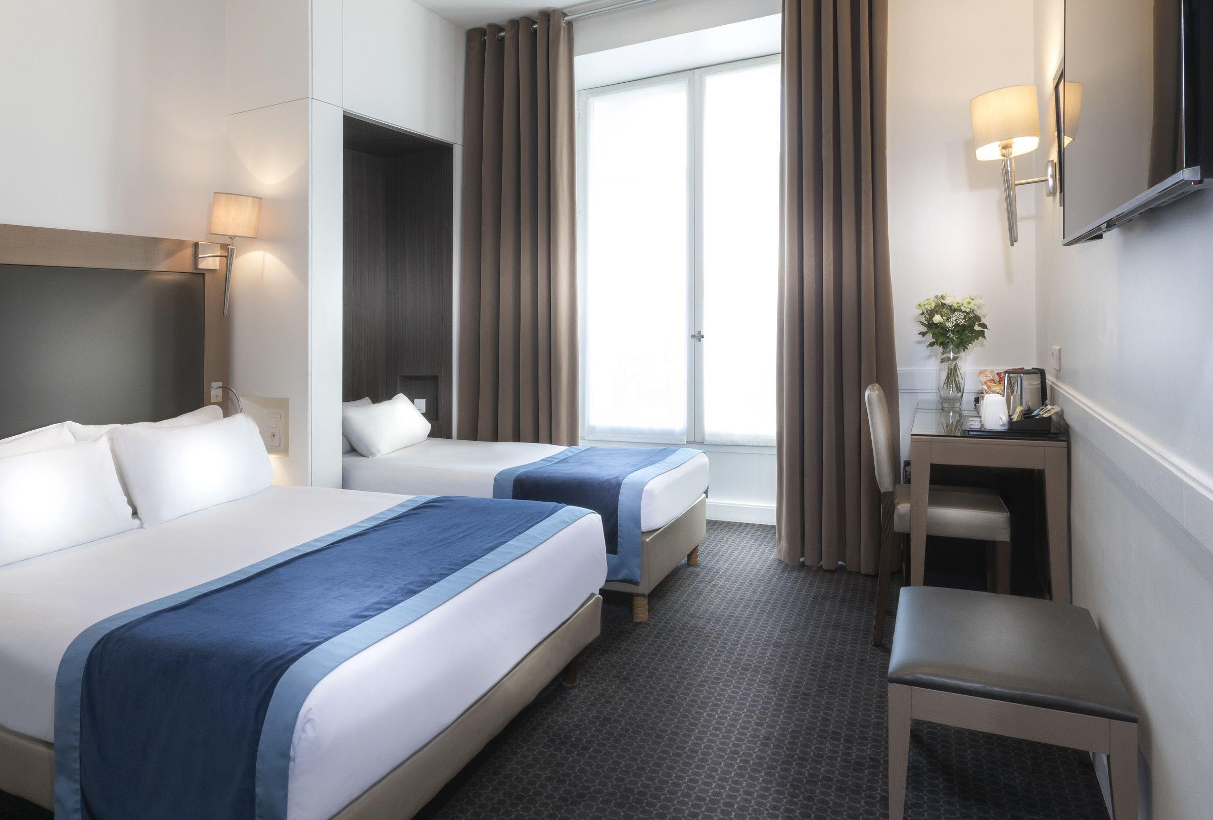 Hotel Elysees Ceramic